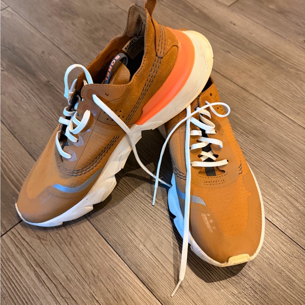 Sorel Tan Suede Footwear